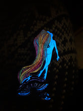 Load image into Gallery viewer, B-GRADE V1 Nymph-Faes (Jubilant and Reckless)